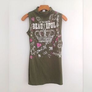 I'm the Queen Beautiful Side Open Tie Up Tunic (Brand New)